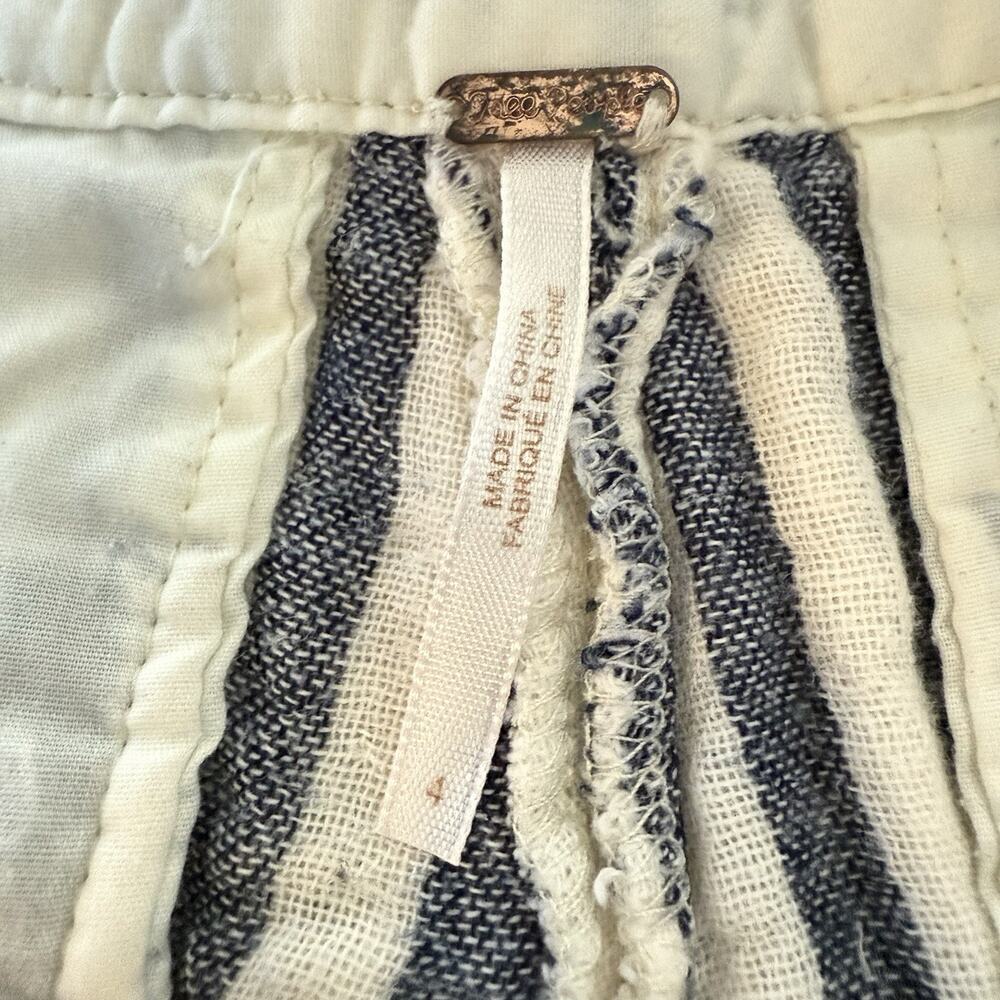 Free People Casual Stripe Short Shorts Coastal Cotton Off-White Blue Women's 4 - Picture 8 of 9
